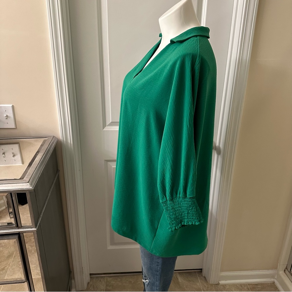 *New with Tags* Dokotoo brand oversized top. Size 2X blouse.  Green top. Flowy. - Picture 6 of 9